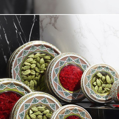 بسته بندی زعفران و هل به سبک دلخواه مشتری